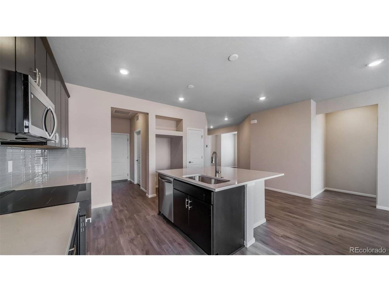 4982 N Tempe, Aurora, CO 80019