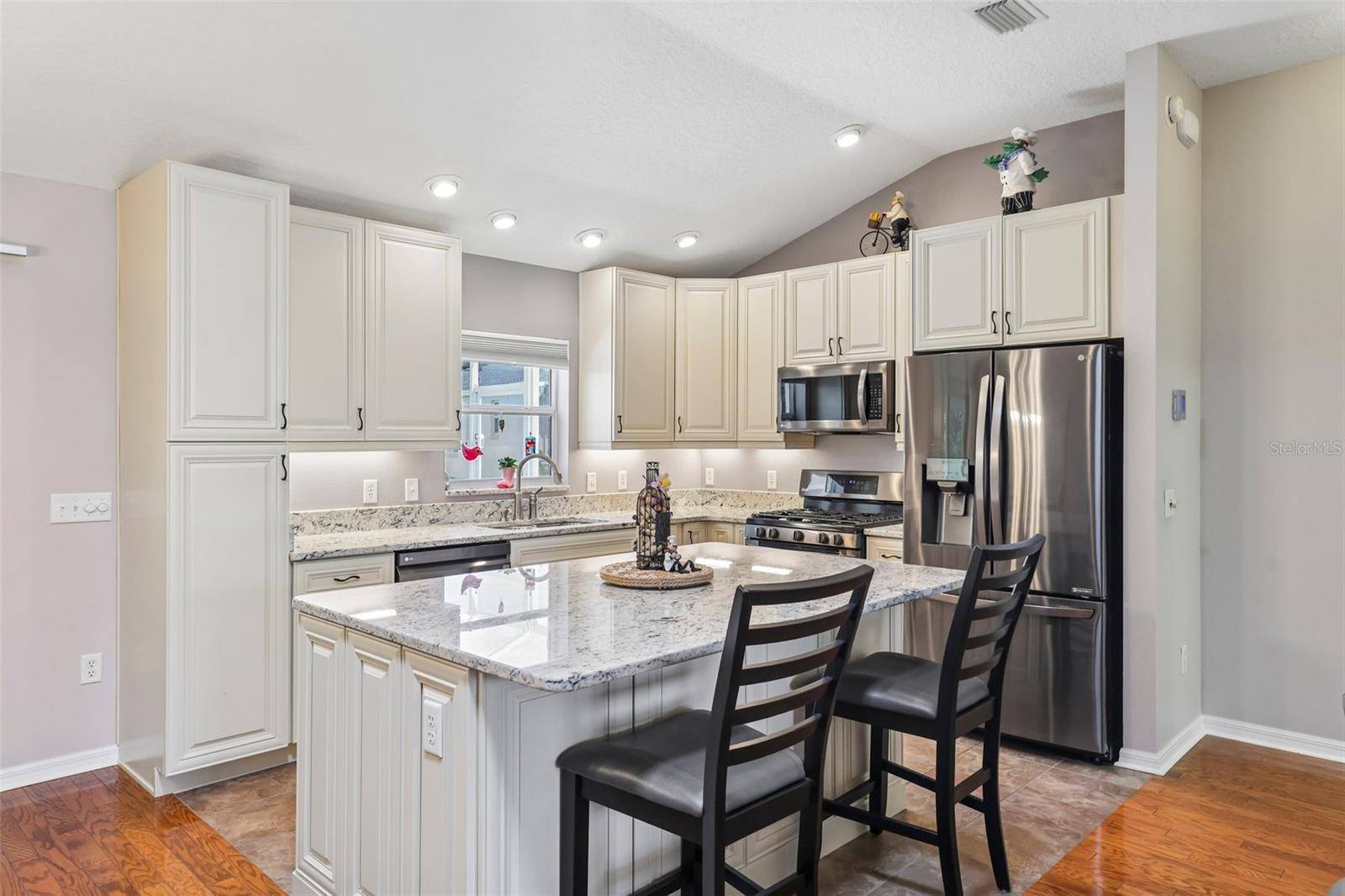17287 SE 85TH WILLOWICK CIR, The Villages, FL 32162
