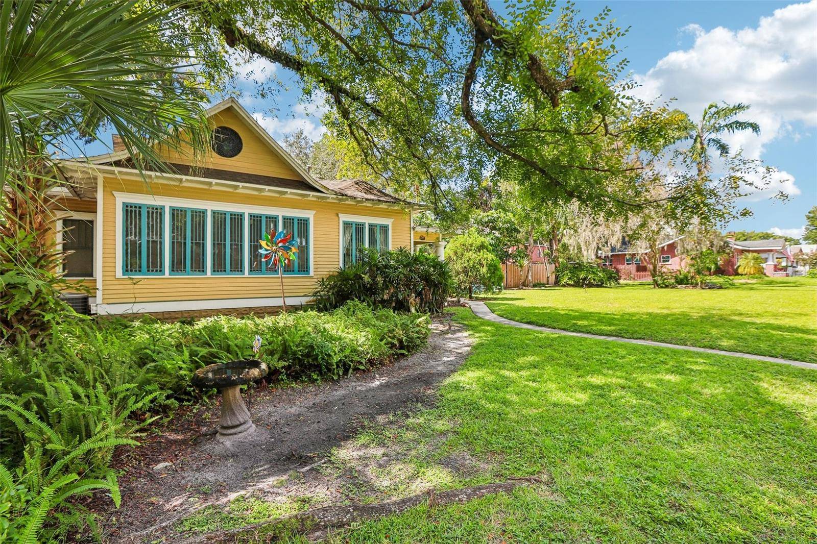 204 W THOMAS ST, Tampa, FL 33604