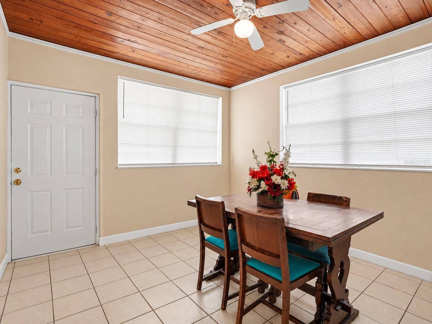 322 NE 9TH ST, Mulberry, FL 33860