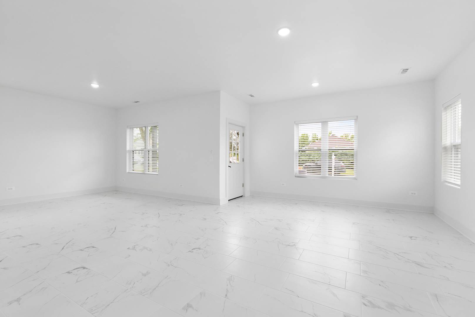 94 W 30th PL, South Chicago Heights, IL 60411