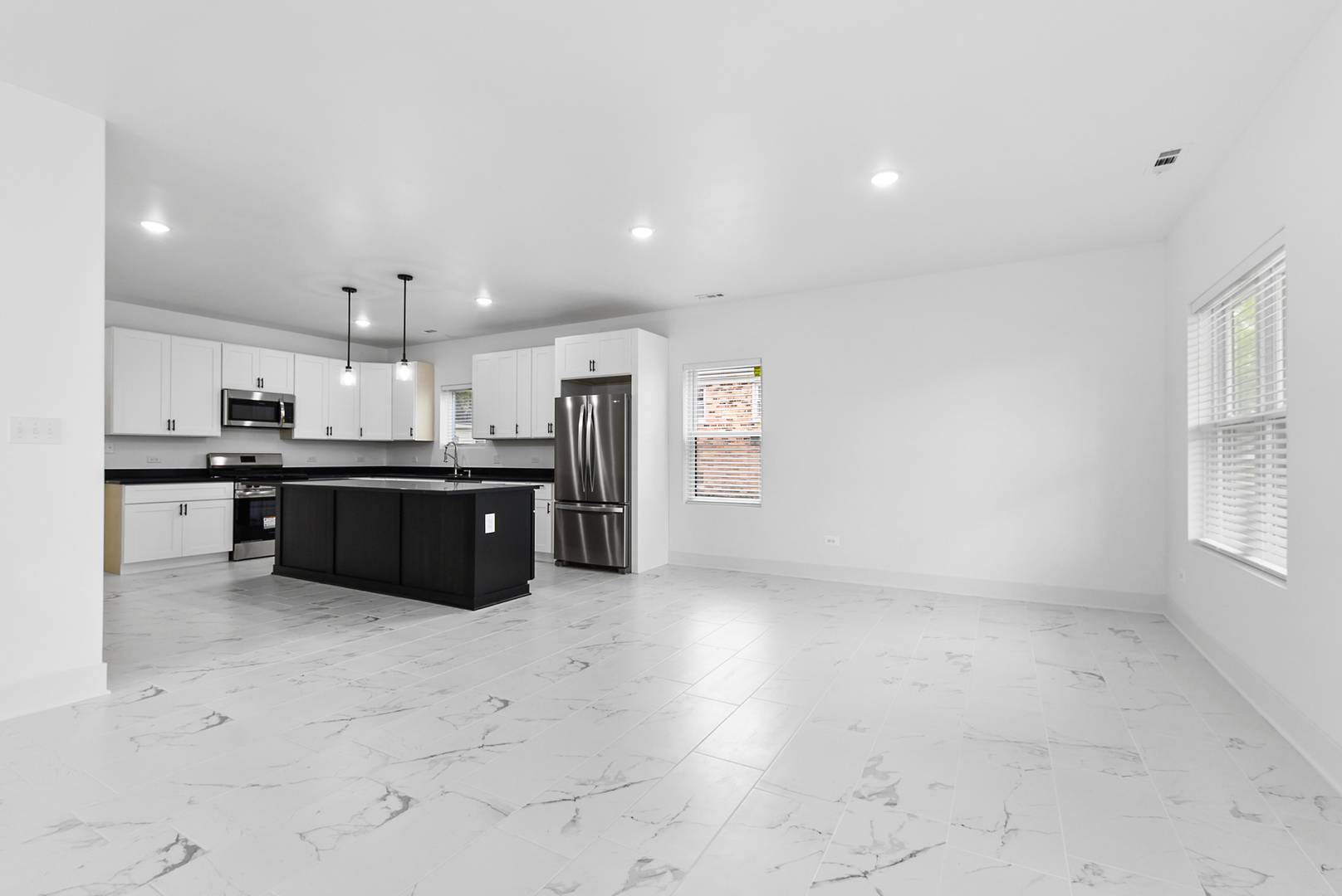 94 W 30th PL, South Chicago Heights, IL 60411