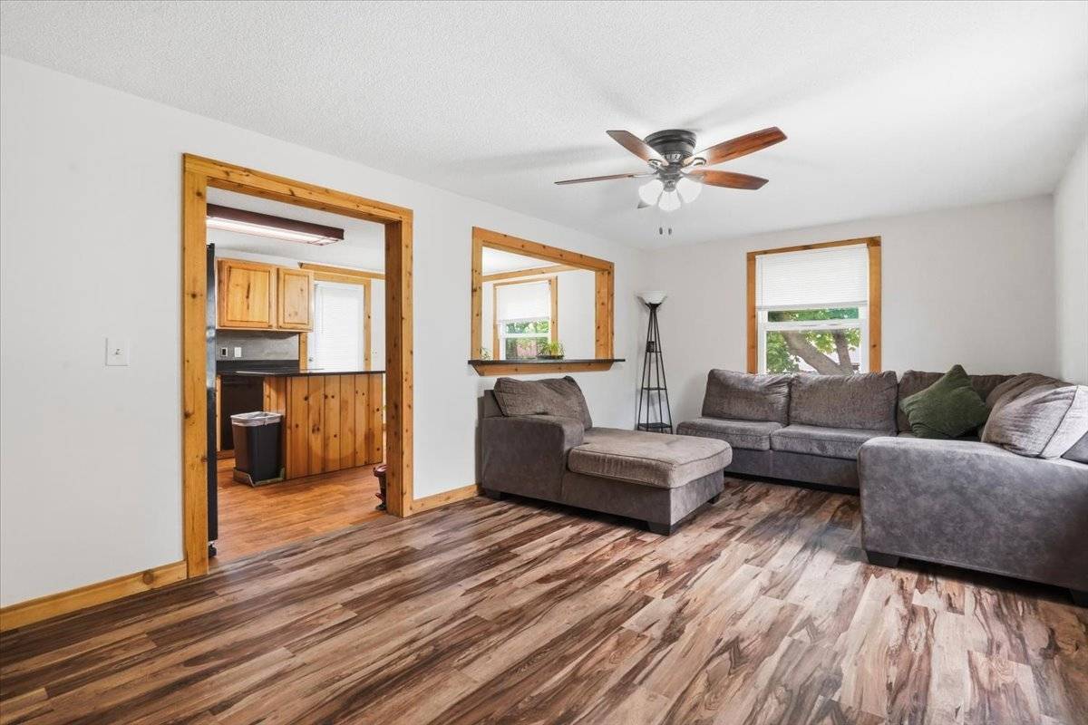 4206 Gregory DR, Zion, IL 60099