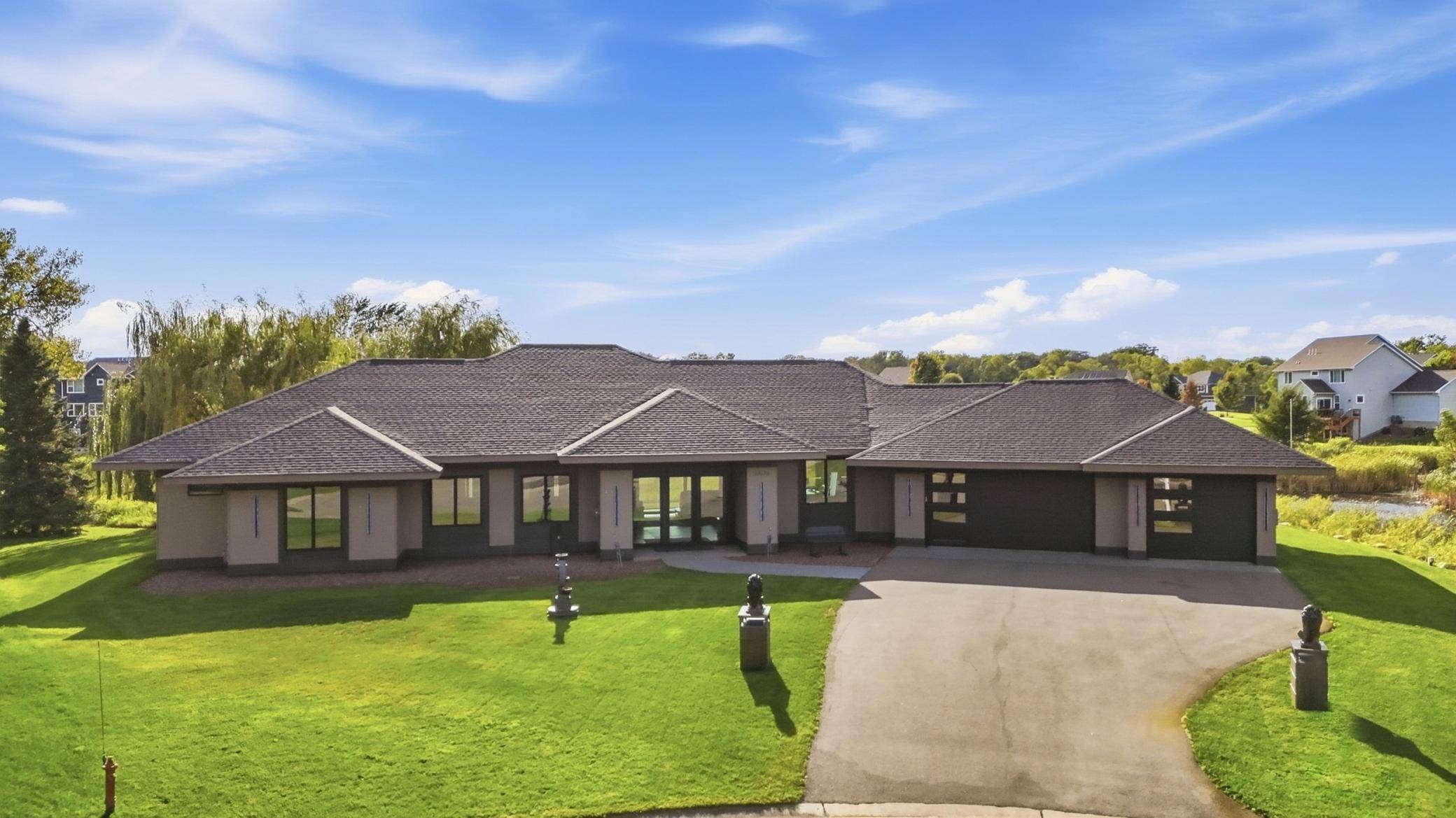 24122 Hilo CT, Forest Lake, MN 55025