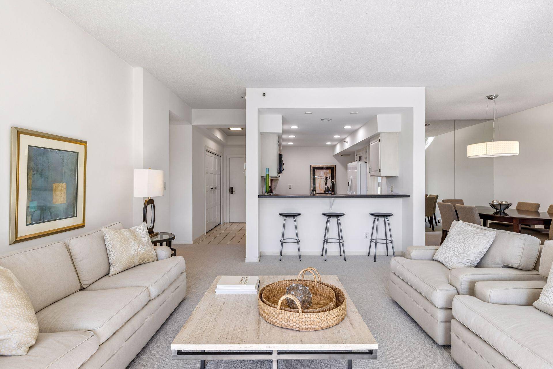1201 Yale PL #407, Minneapolis, MN 55403