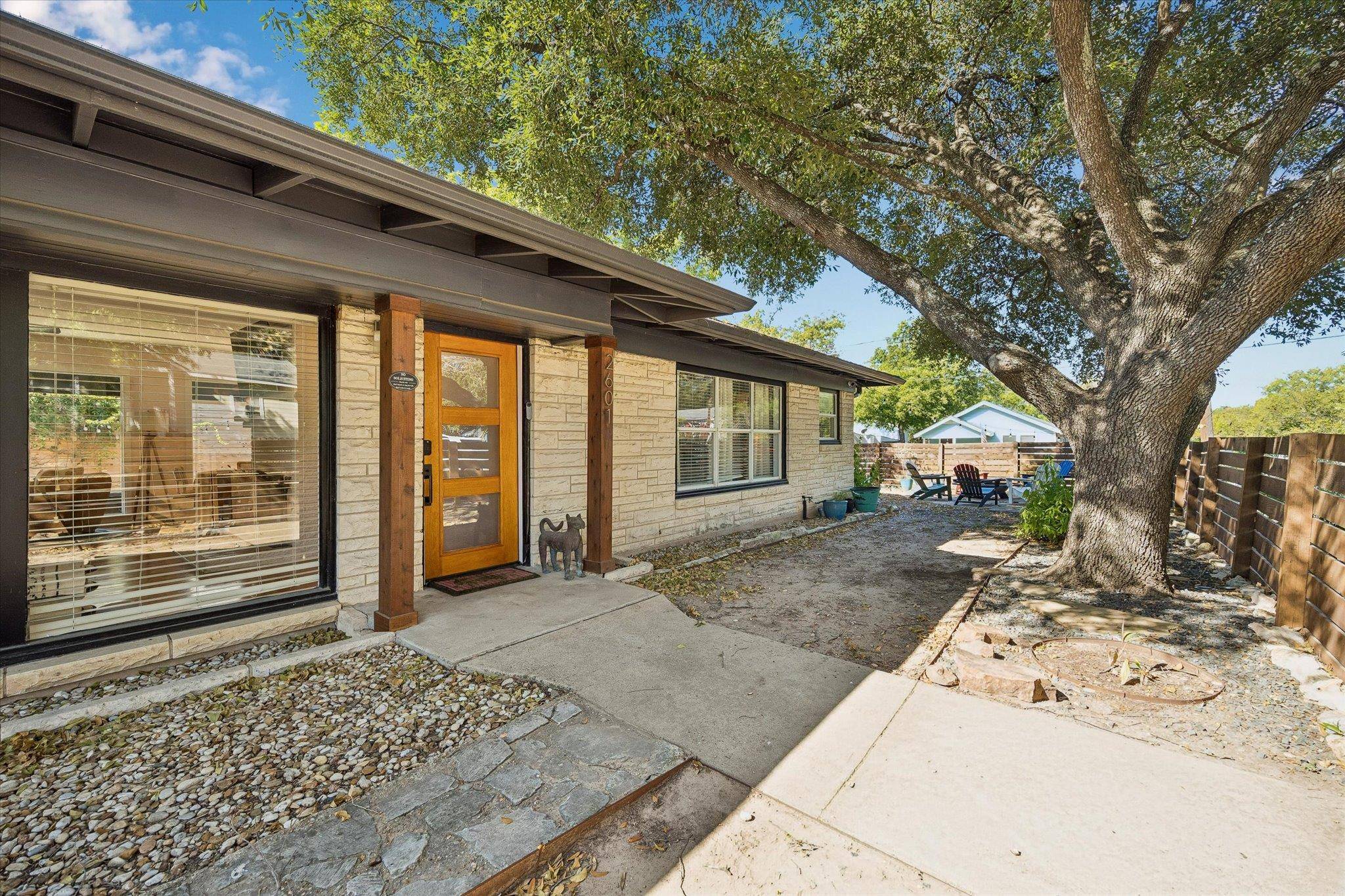 2601 E 17th ST, Austin, TX 78702