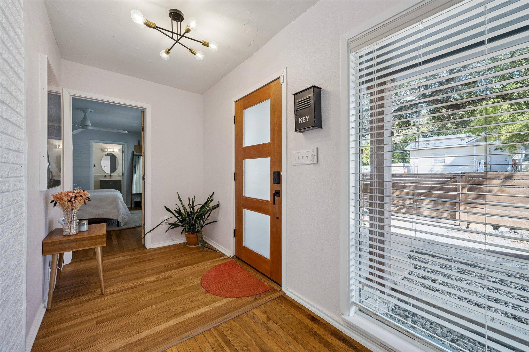 2601 E 17th ST, Austin, TX 78702