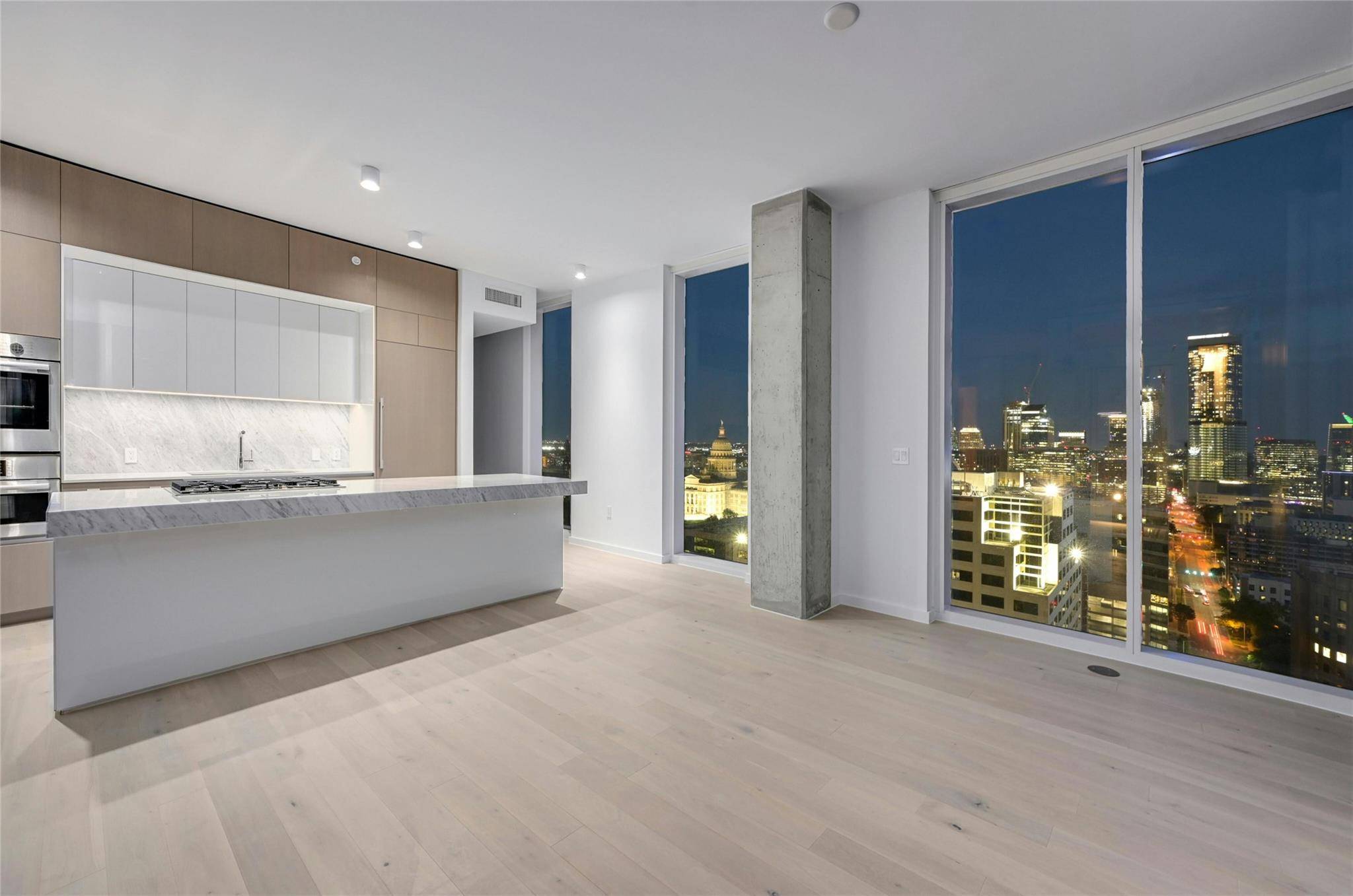 313 W 17th ST #2305, Austin, TX 78701