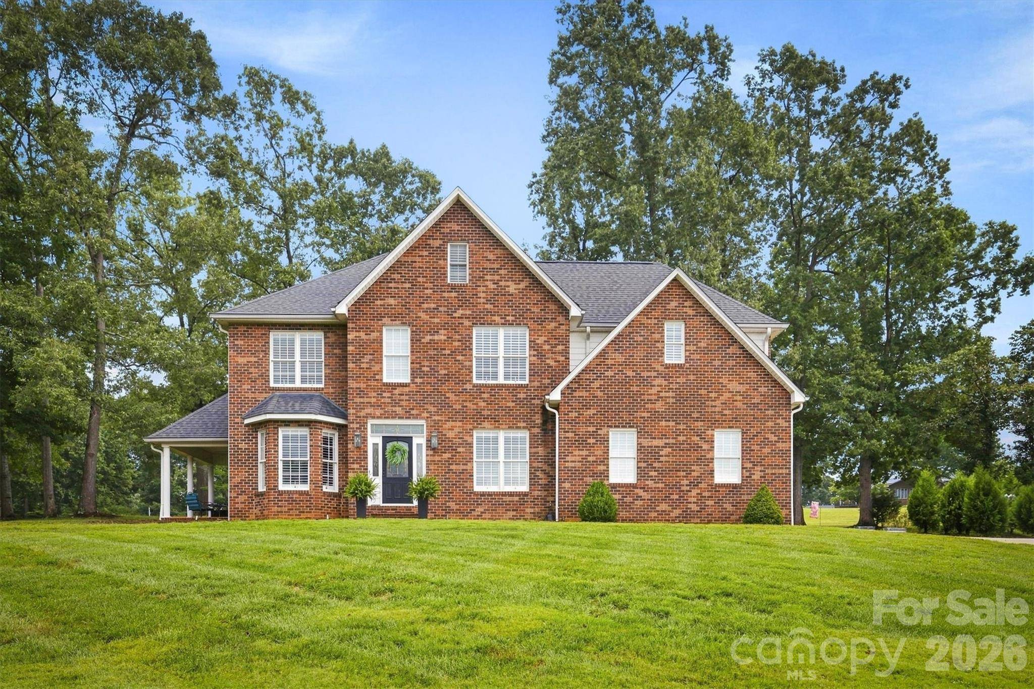3890 Hyder CT, Morganton, NC 28655