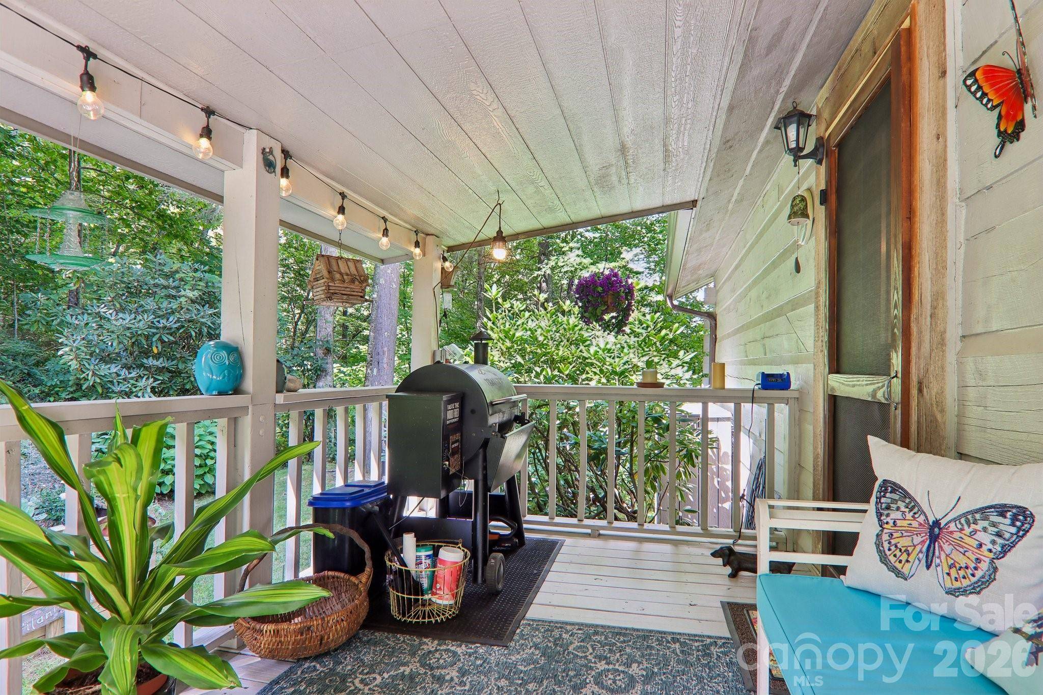 782 Setzer Cove RD, Maggie Valley, NC 28751