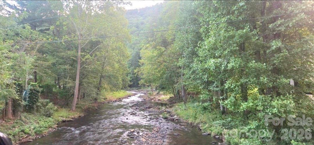 174 Nix Creek RD, Canton, NC 28716