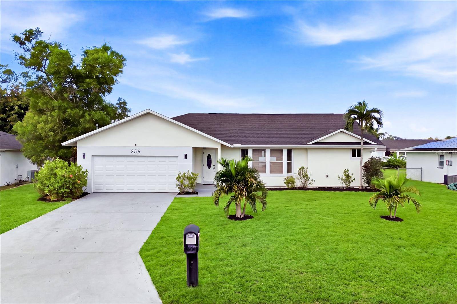 256 SE SANTA BARBARA PL, Cape Coral, FL 33990