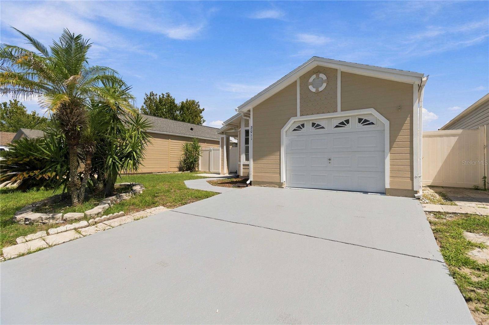 2011 WINSLOW DR, Orlando, FL 32812