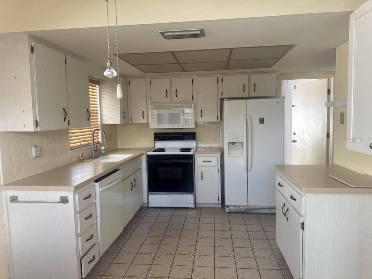 5460 LEMON TREE LN N, Pinellas Park, FL 33782