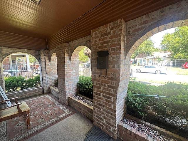 716 E Harvey Avenue, Fort Worth, TX 76104