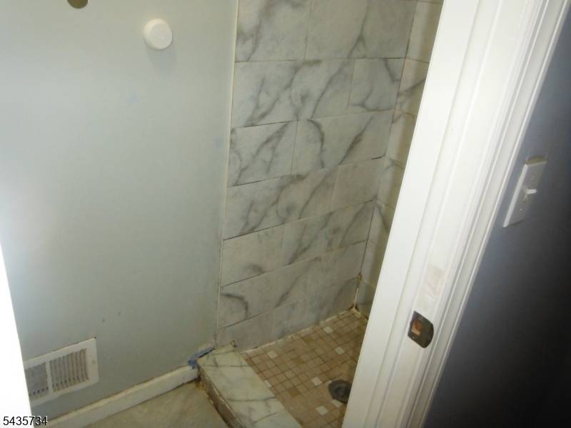 346 Sussex Ave, Newark City, NJ 07107