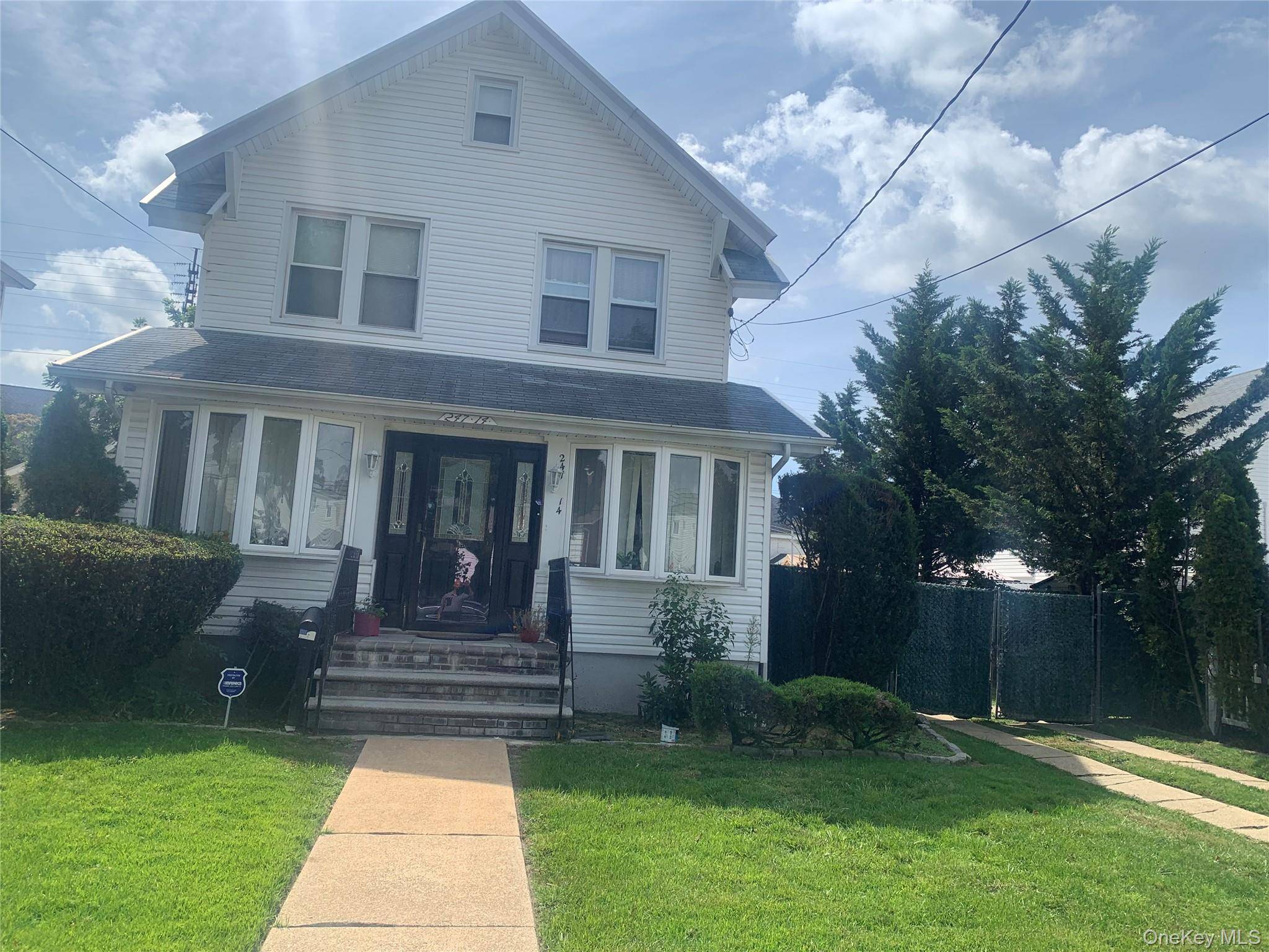 24714 137th RD, Rosedale, NY 11422