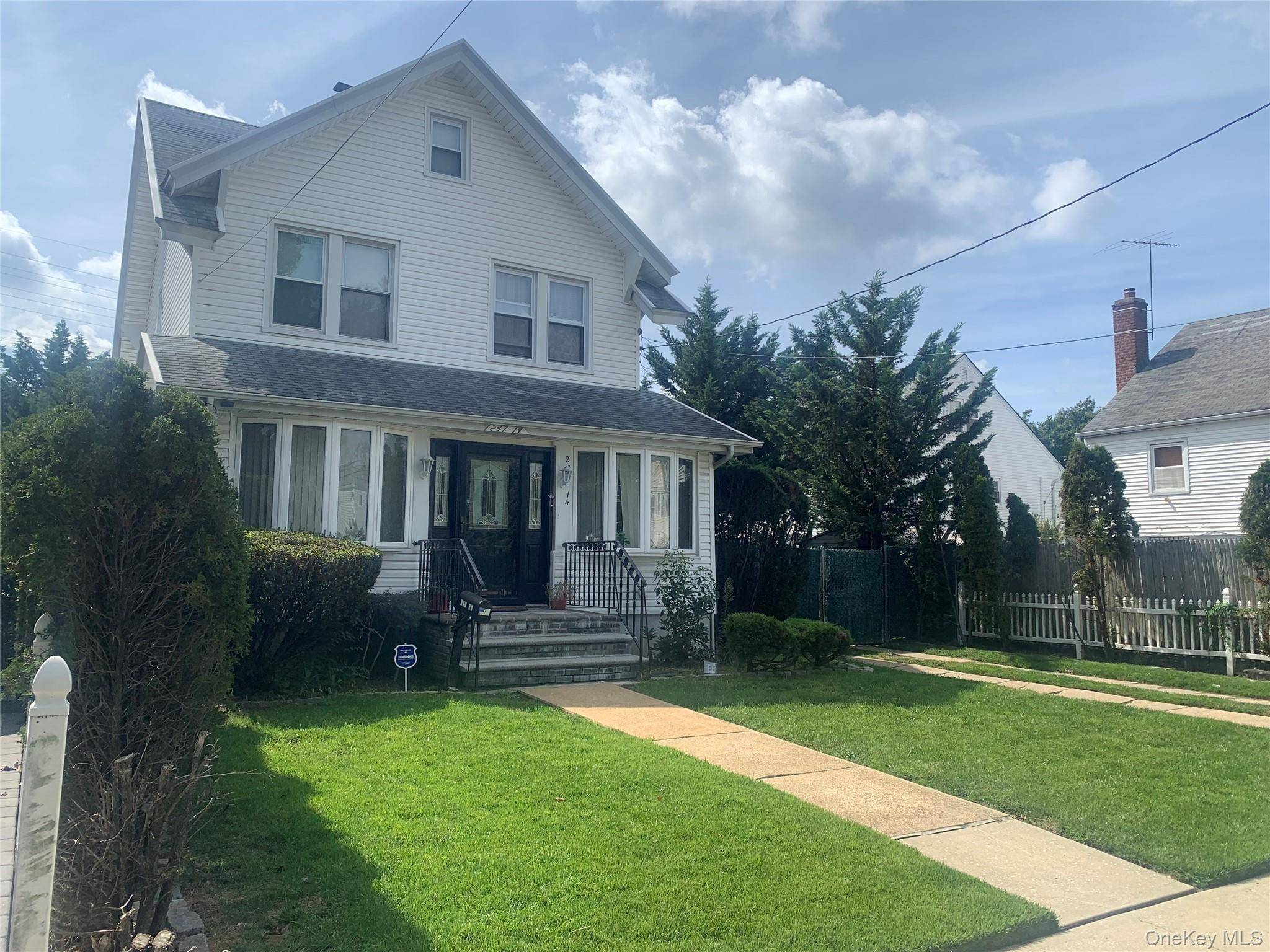 24714 137th RD, Rosedale, NY 11422