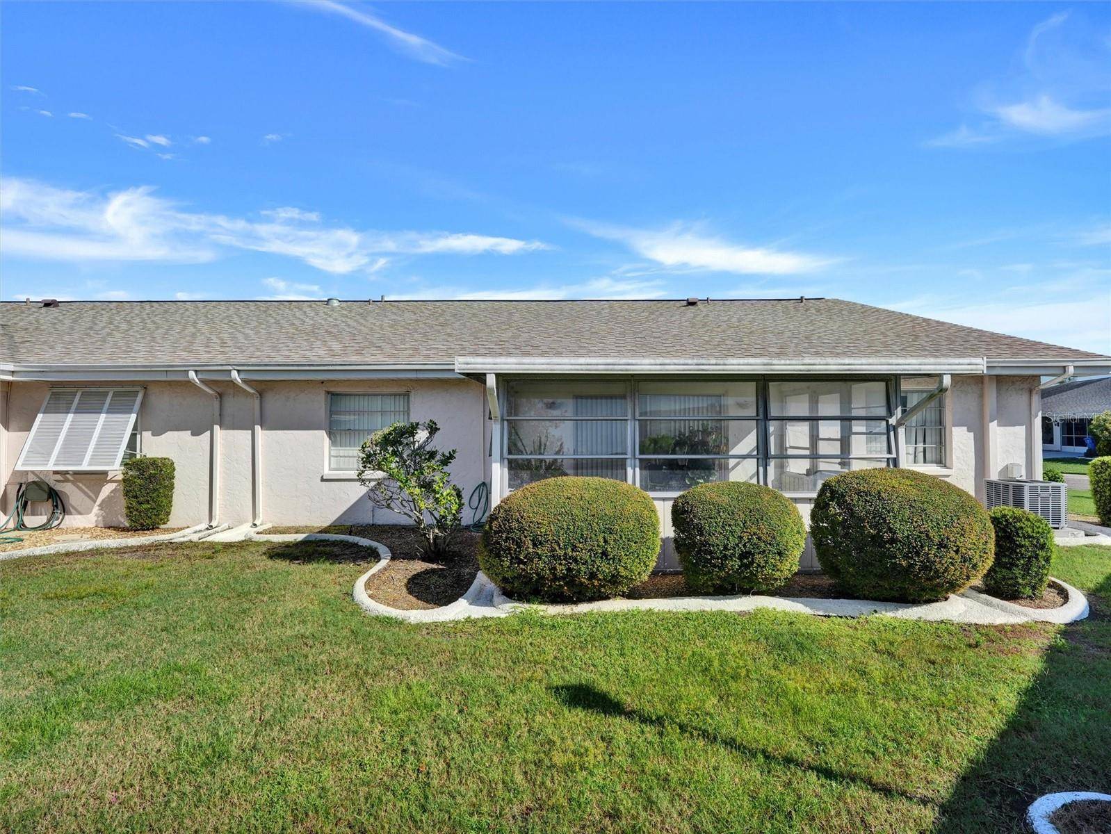 202 CACTUSFLOWER LN, Sun City Center, FL 33573