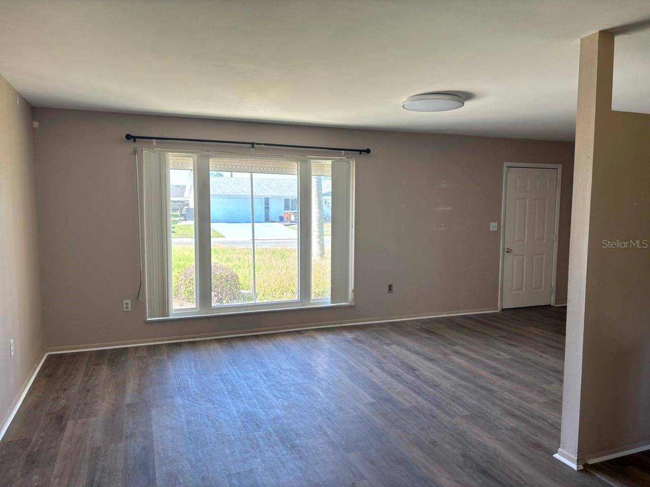 1515 ARROWHEAD DR, Sun City Center, FL 33573