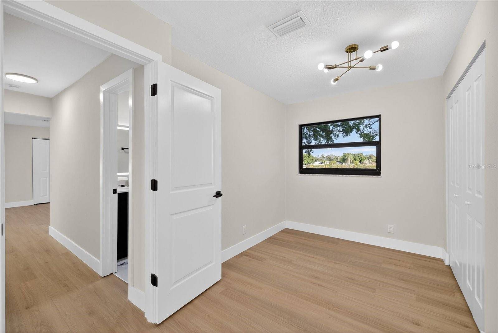 6107 COLE DR, Tampa, FL 33634