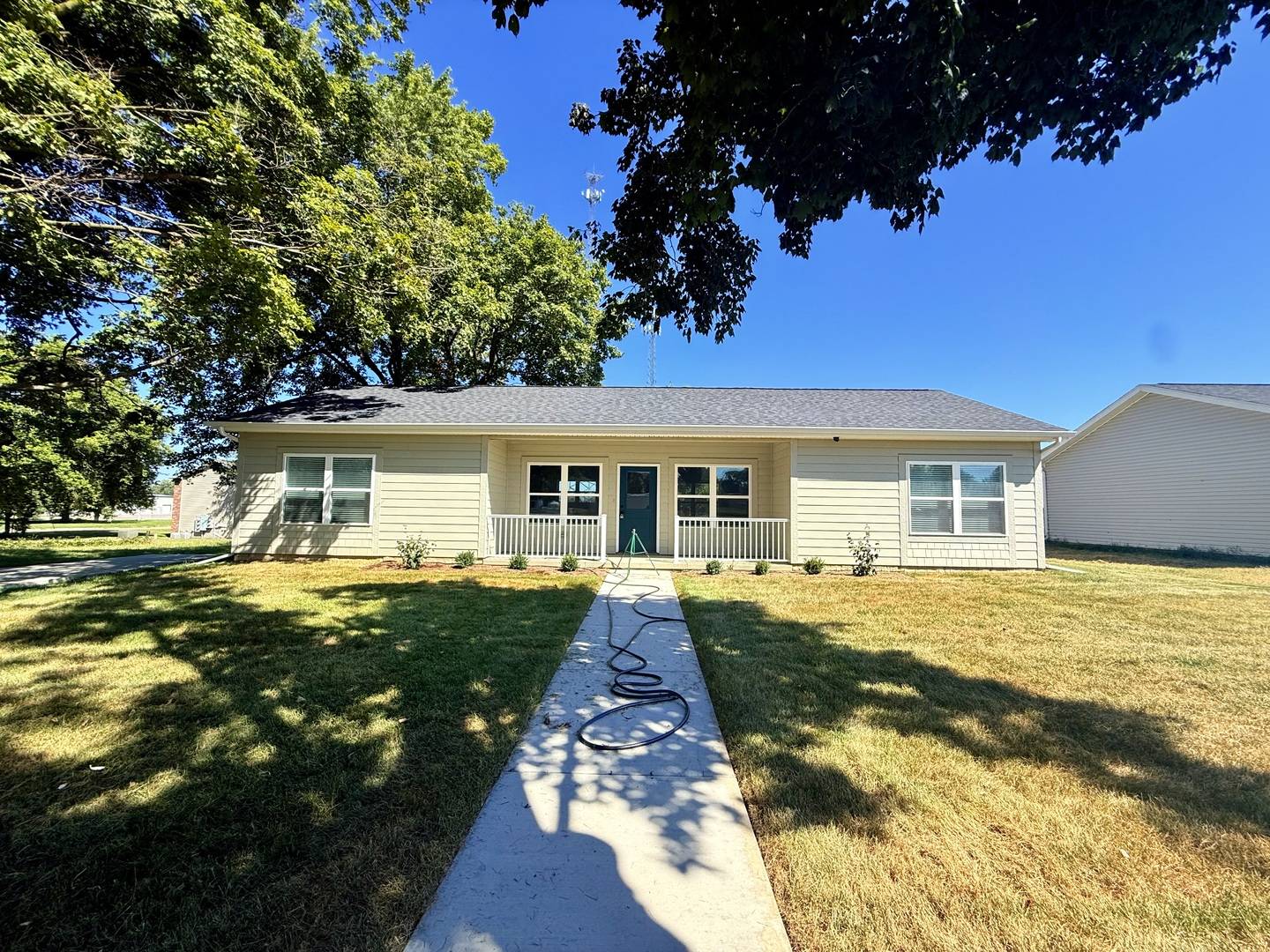 304 Elm ST, Mclean, IL 61754
