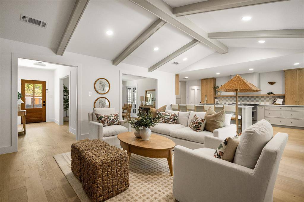 3777 Duchess Trail, Dallas, TX 75229