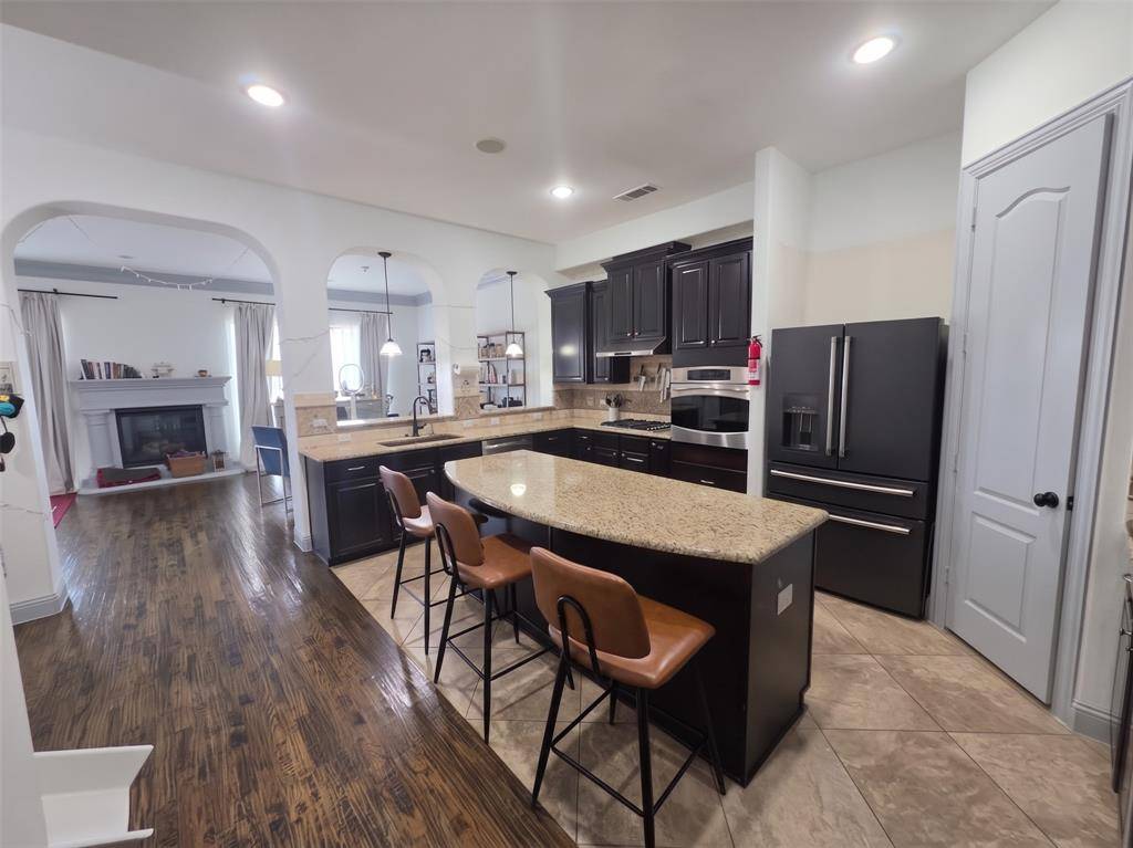 809 Rockingham Drive, Irving, TX 75063