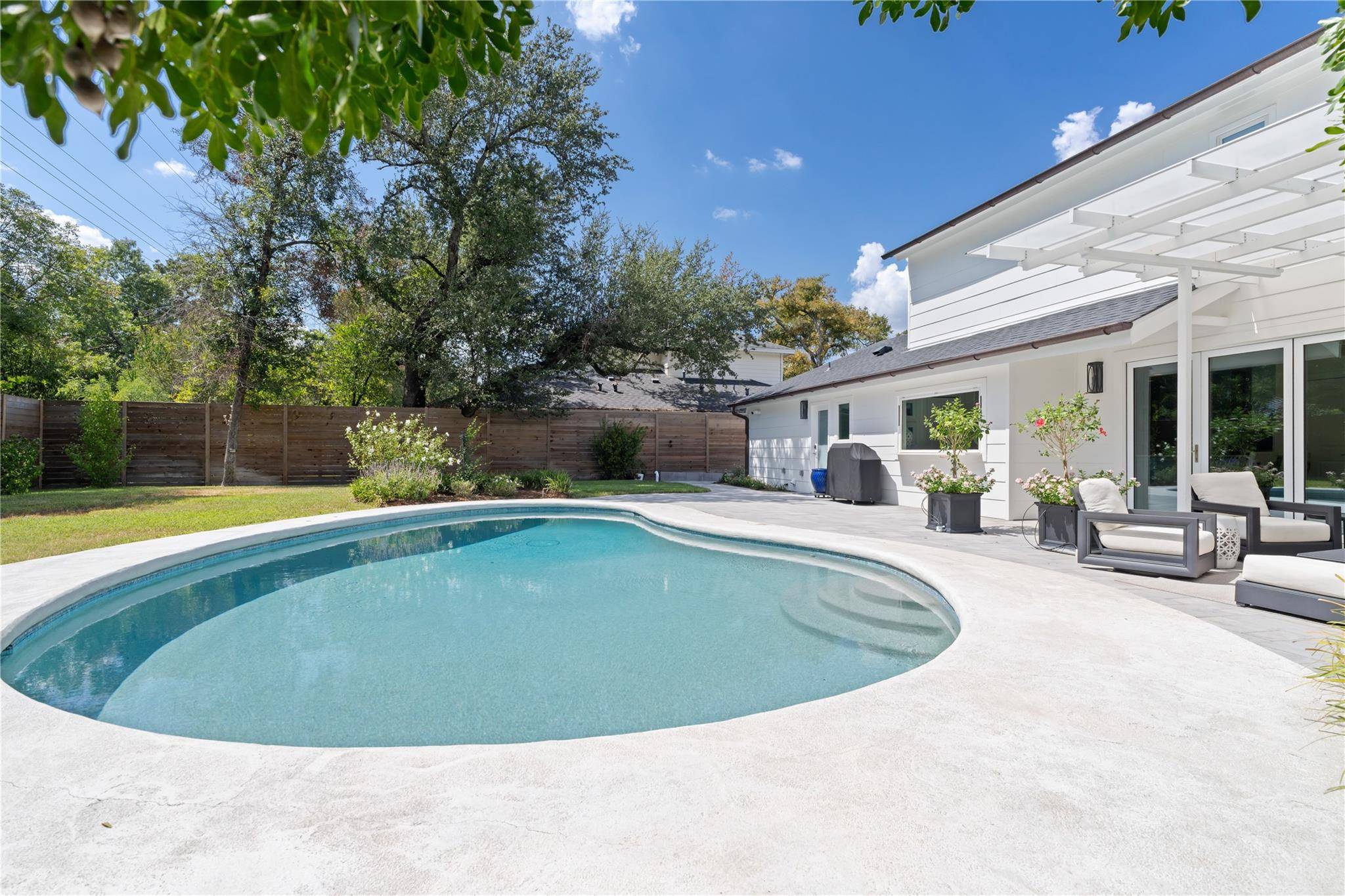 4209 Gnarl DR, Austin, TX 78731