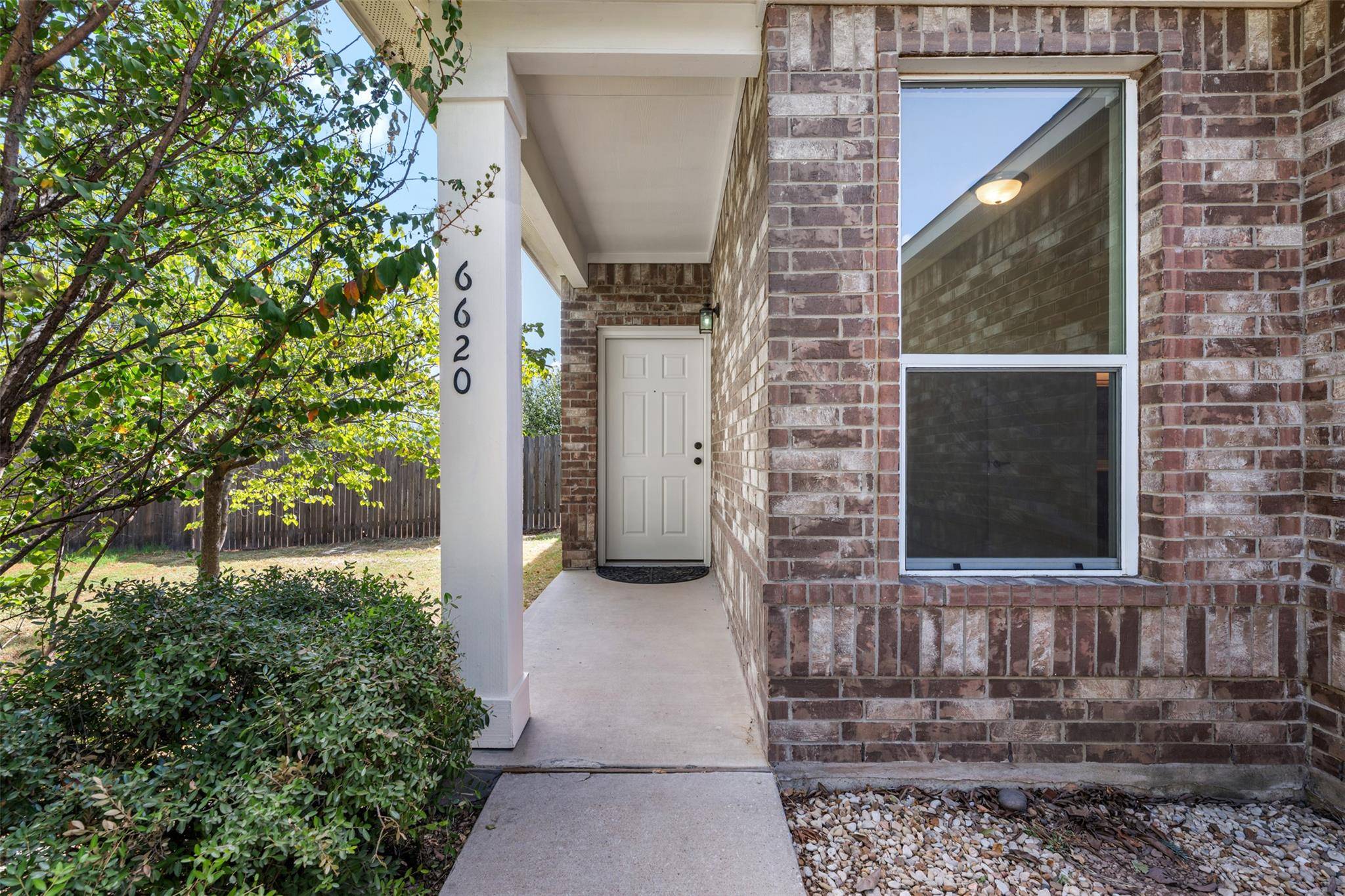 6620 Kirkwynd DR, Austin, TX 78754