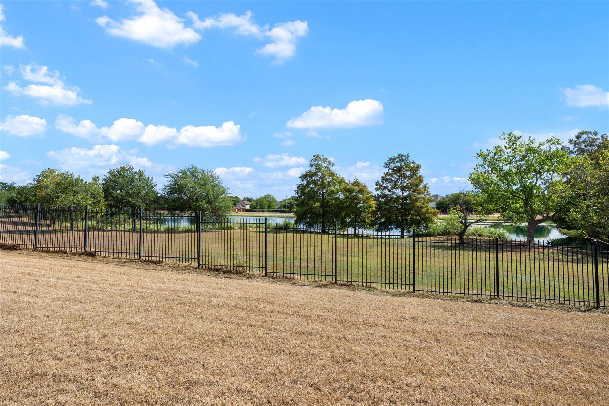 6620 Kirkwynd DR, Austin, TX 78754