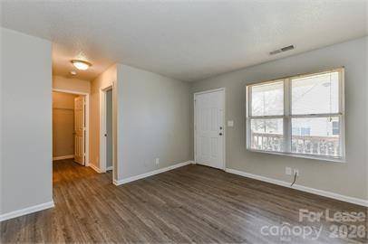 312 Hoskins Mill LN #D, Charlotte, NC 28208