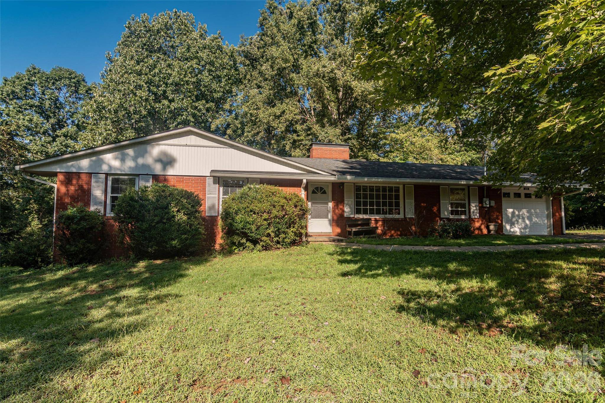 235 Landis RD, Marion, NC 28752