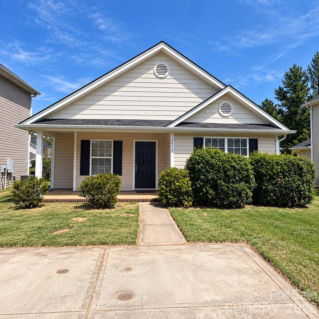 2412 Smugglers CT #L54 M36-1, Charlotte, NC 28216