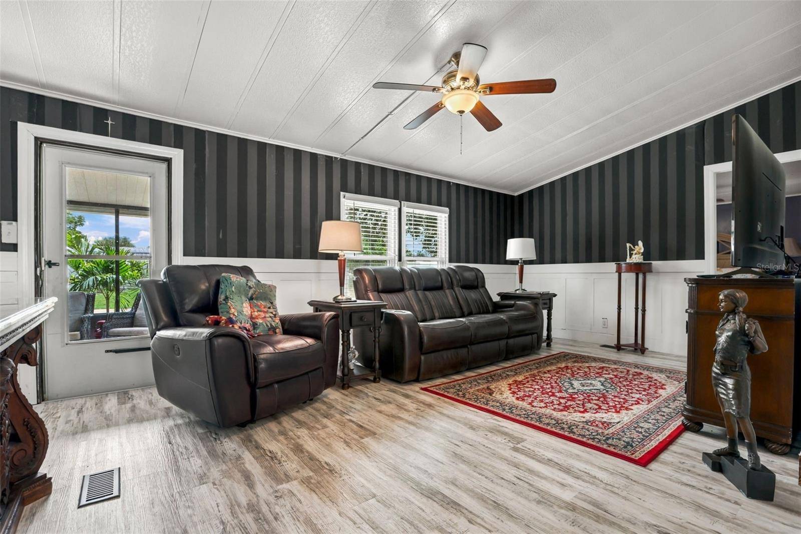 34 DA ROSA AVE, Debary, FL 32713