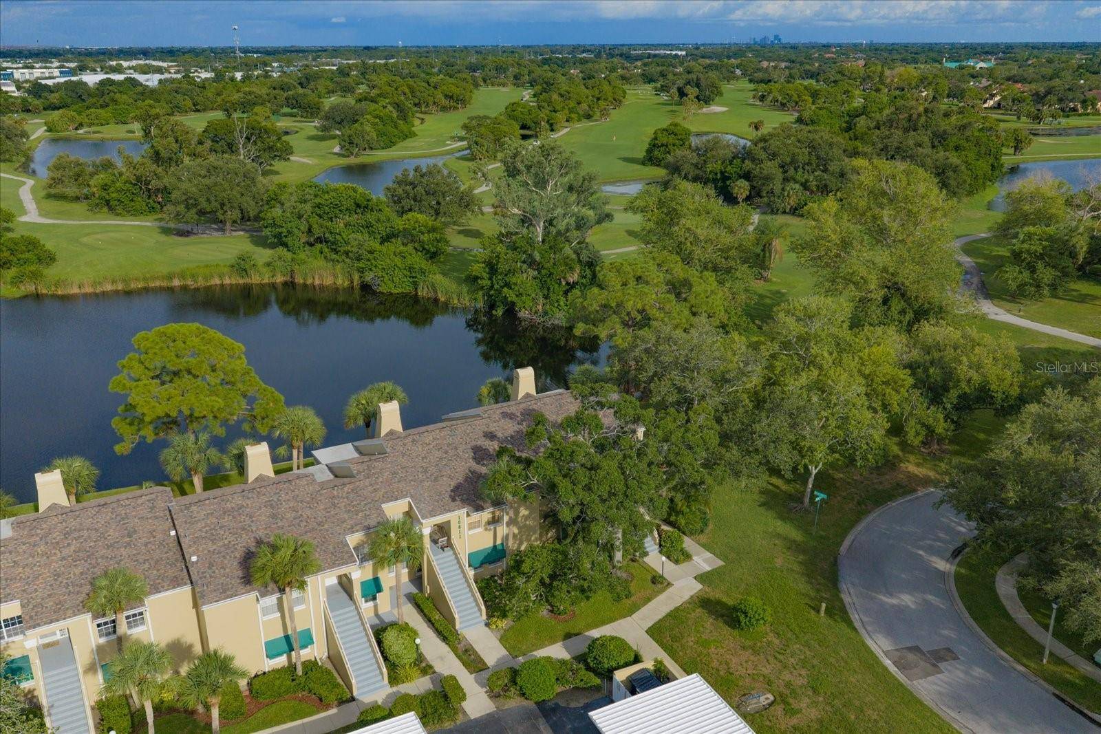 10811 INDIAN HILLS CT #42, Seminole, FL 33777