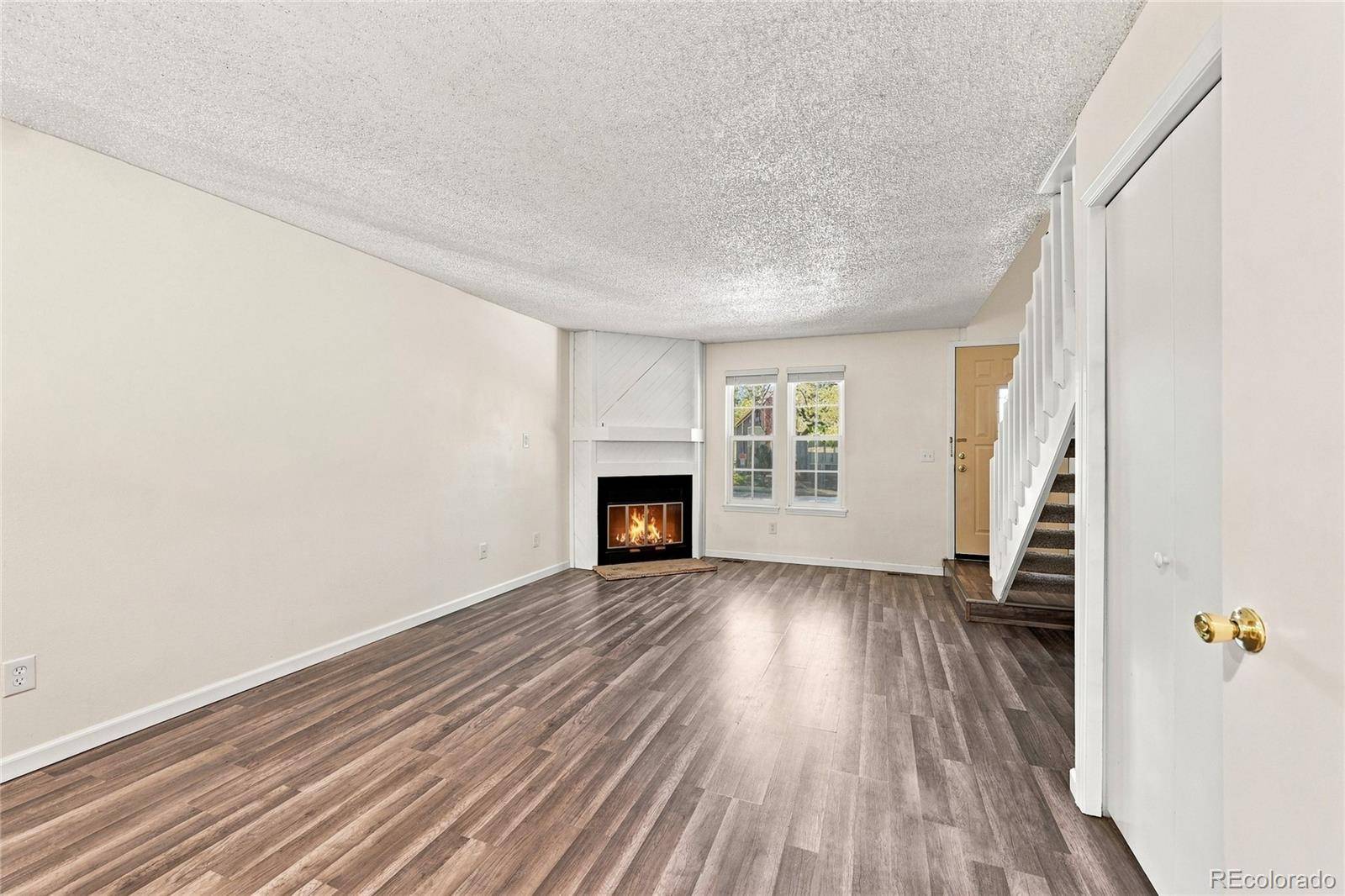 1228 S Flower CIR #C, Denver, CO 80232