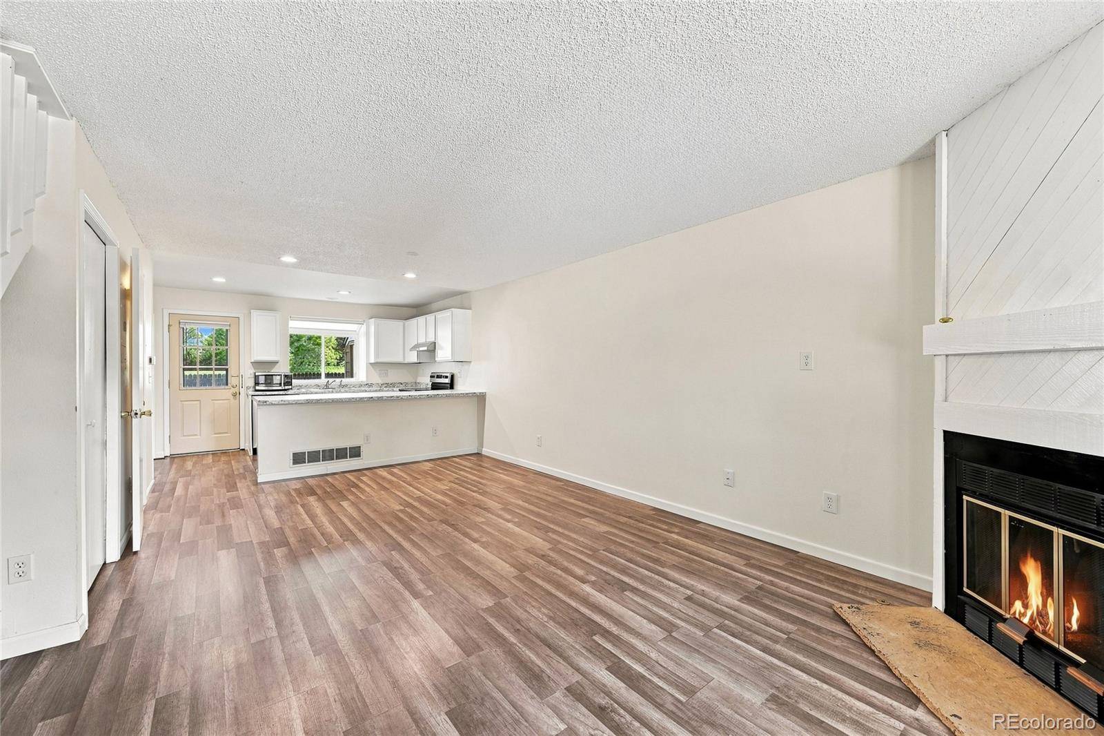 1228 S Flower CIR #C, Denver, CO 80232