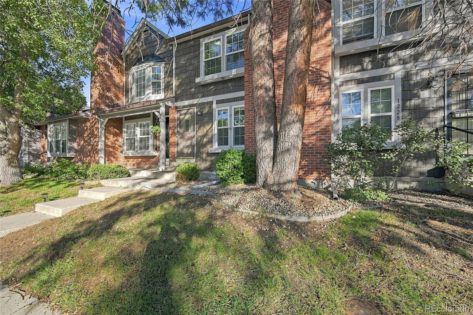 1228 S Flower CIR #C, Denver, CO 80232
