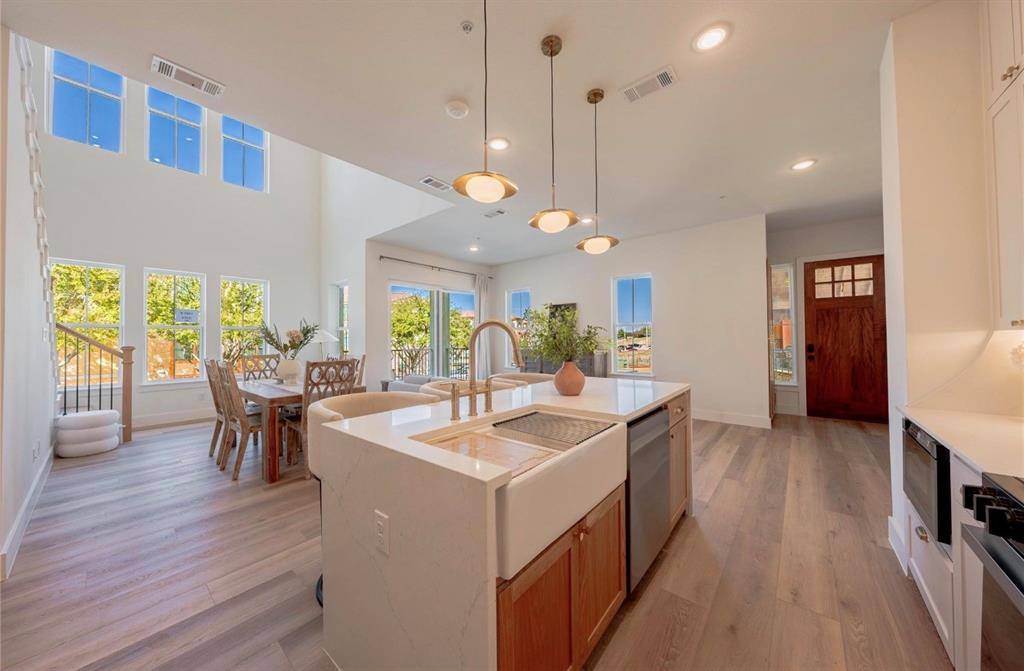 2022 Portofino Drive, Rockwall, TX 75032