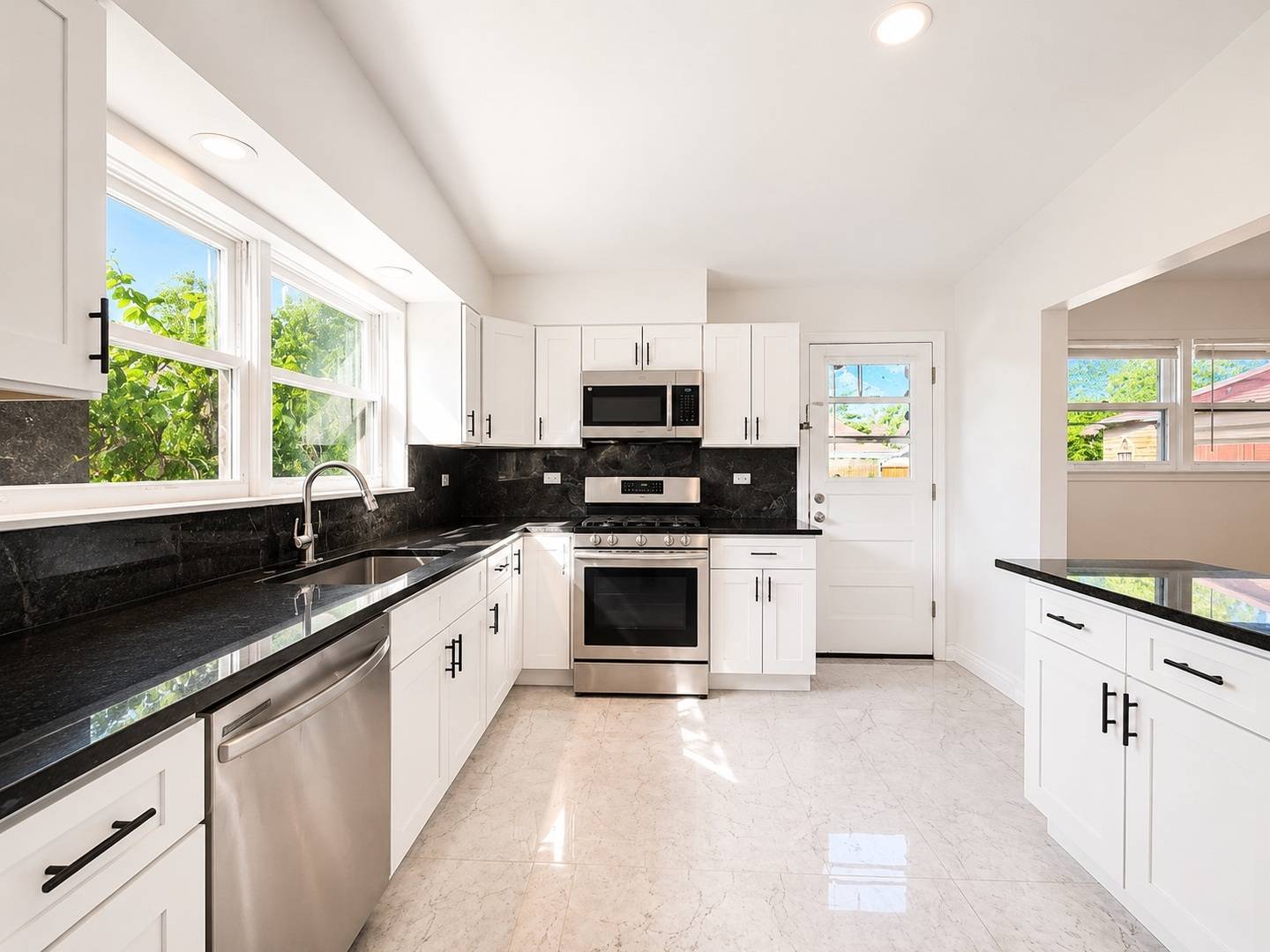 406 SUNSET DR, Wilmette, IL 60091