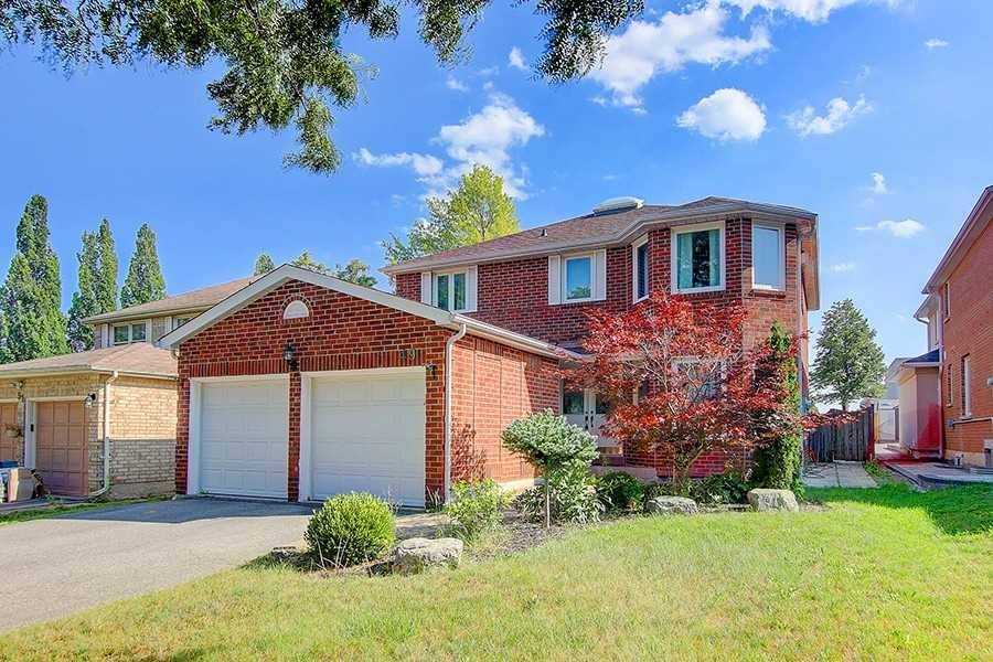 49 Barlow RD, Markham, ON L3R 7Y9