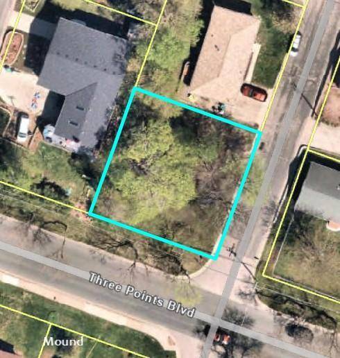 1689 Canary LN, Mound, MN 55364