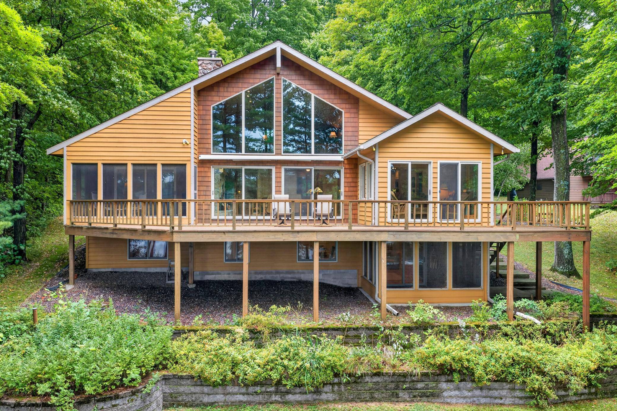 W2975 Todd Park RD, Sarona, WI 54870