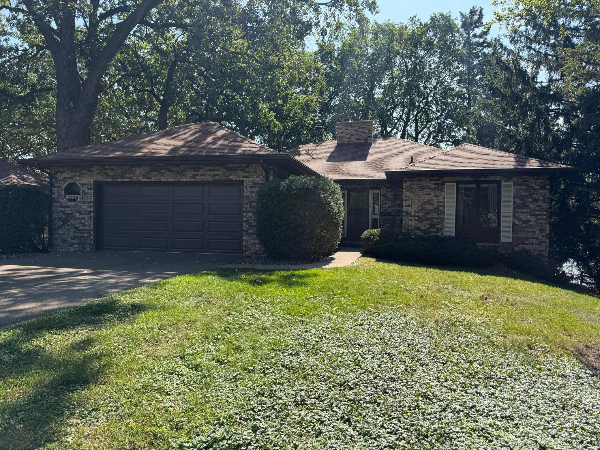 1320 Spring Valley RD, Golden Valley, MN 55422