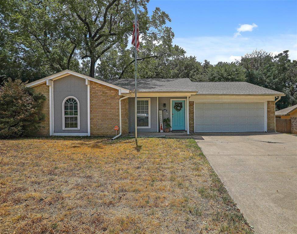 6306 Orchard Hill Drive, Arlington, TX 76016