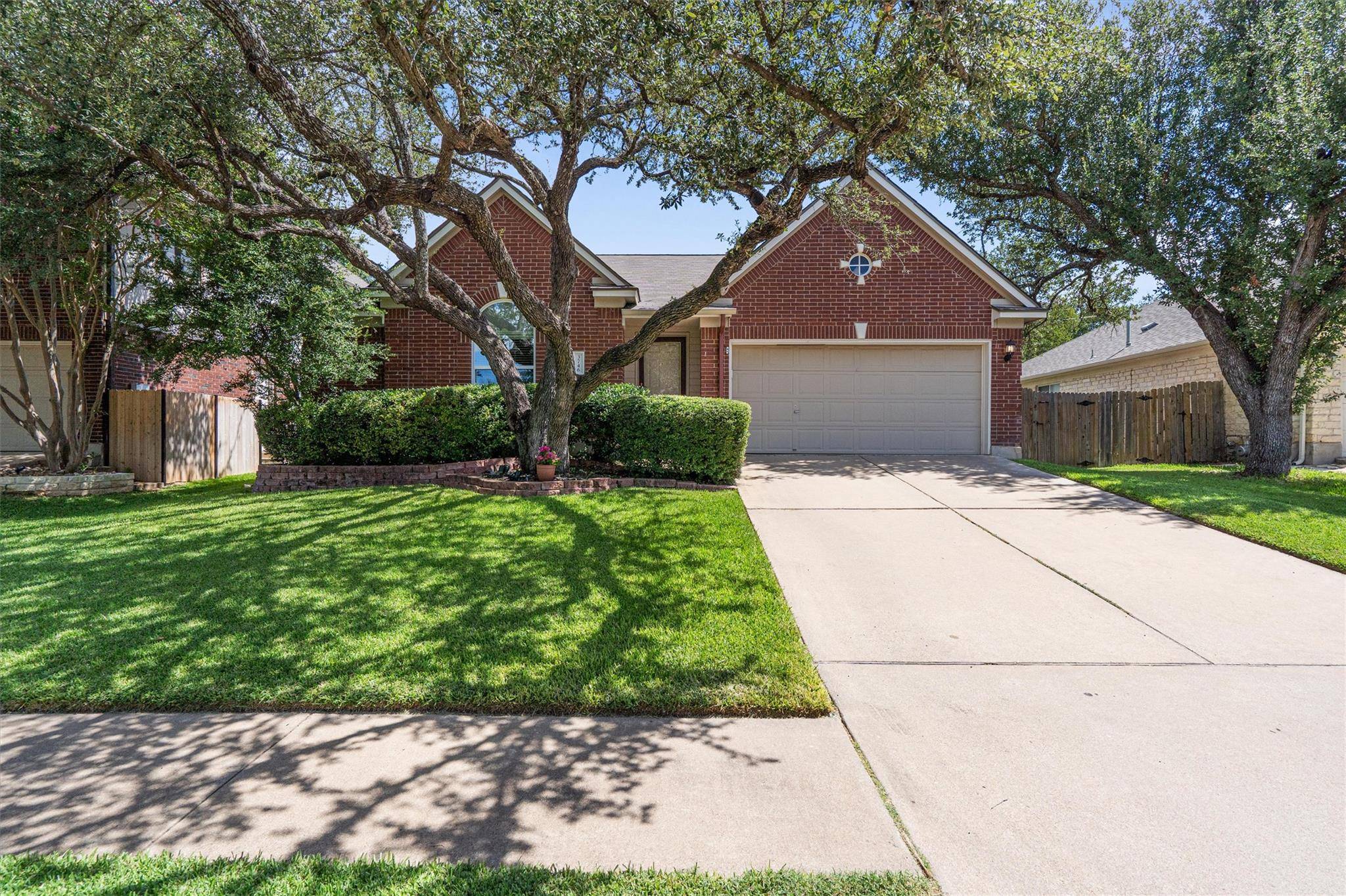 3746 Newland DR, Round Rock, TX 78681