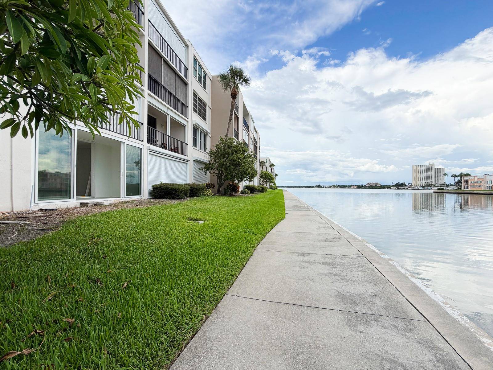7625 SUN ISLAND DR S #101, South Pasadena, FL 33707