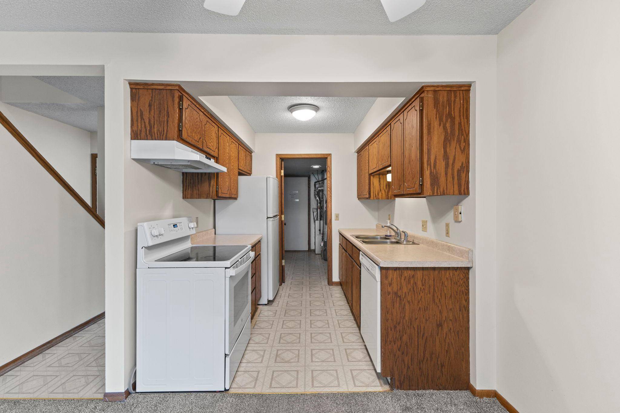 6666 Xerxes PL N, Brooklyn Center, MN 55430