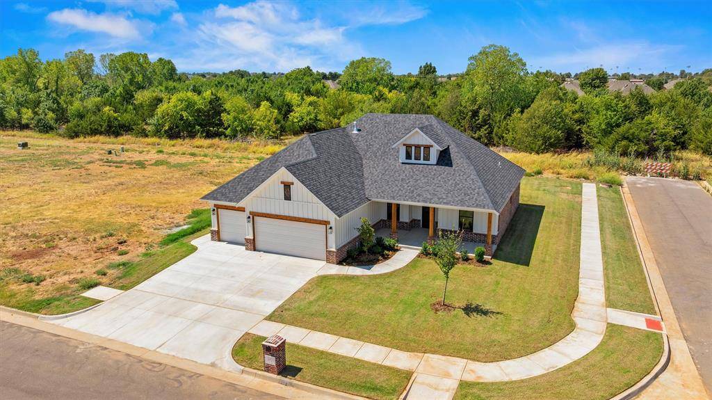 2921 Spring Meadow LN, Yukon, OK 73099